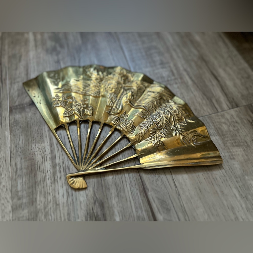 MCM midcentury modern vintage Decorative Brass Fan Wall Art Gold tone metal
